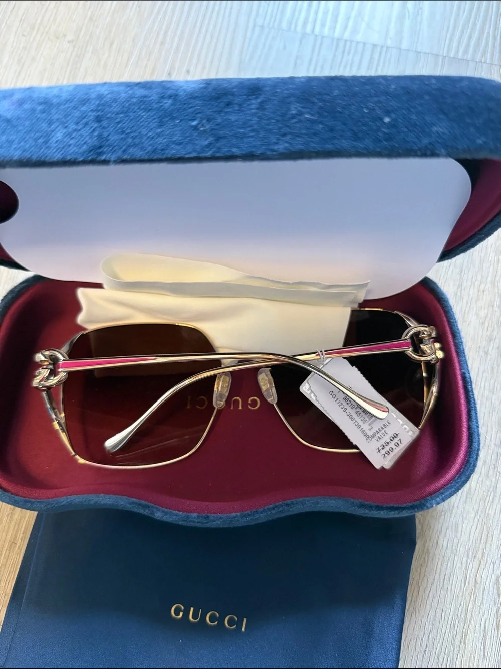 Gucci Men’s Gold Frame Sunglasses with Brown Gradient Lenses